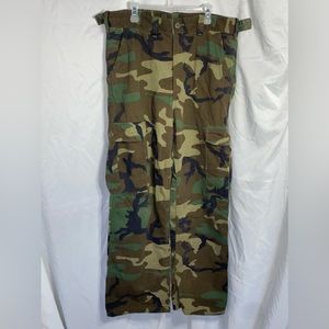 Vintage Saftbak Camo Cargo Hunting Pants size 34